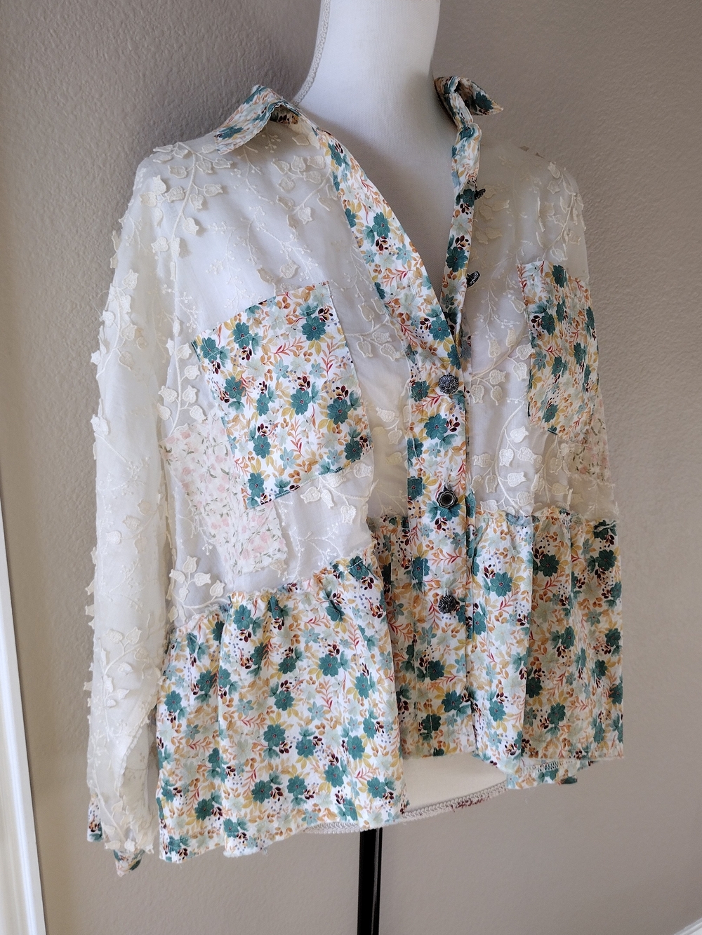 NWOT POL Floral Patchwork Lace Shacket in Cream & Teal - Picture 3 of 15